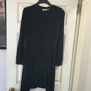 Anthropologie Women's Gina Bow Tie V-Neck Long Sleeve A-Line Black Dress